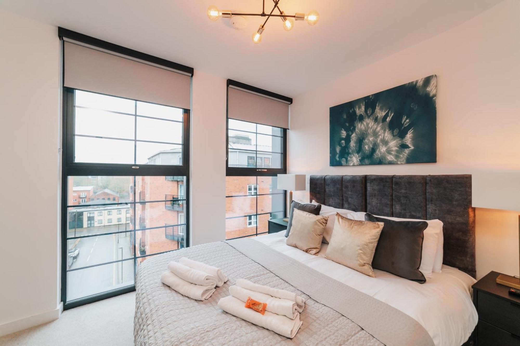 Luxury & Canal View Stylish Pad, Family, Contractors, Fast Wifi Apartamento Birmingam